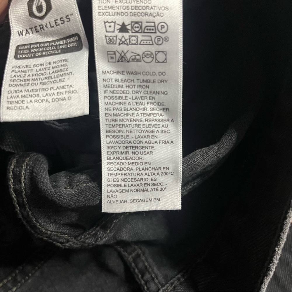Levi's Straight Black Jeans Women's Sz 26 x 31 - Picture 5 of 8